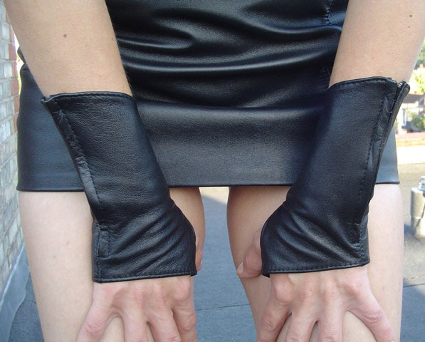 Elegant Fingerless Gloves