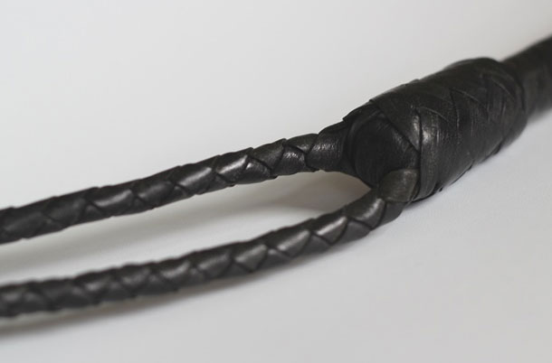 Hydra Whip in Roo Hide