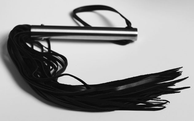 18" Leather Flogger with Steel Handle
